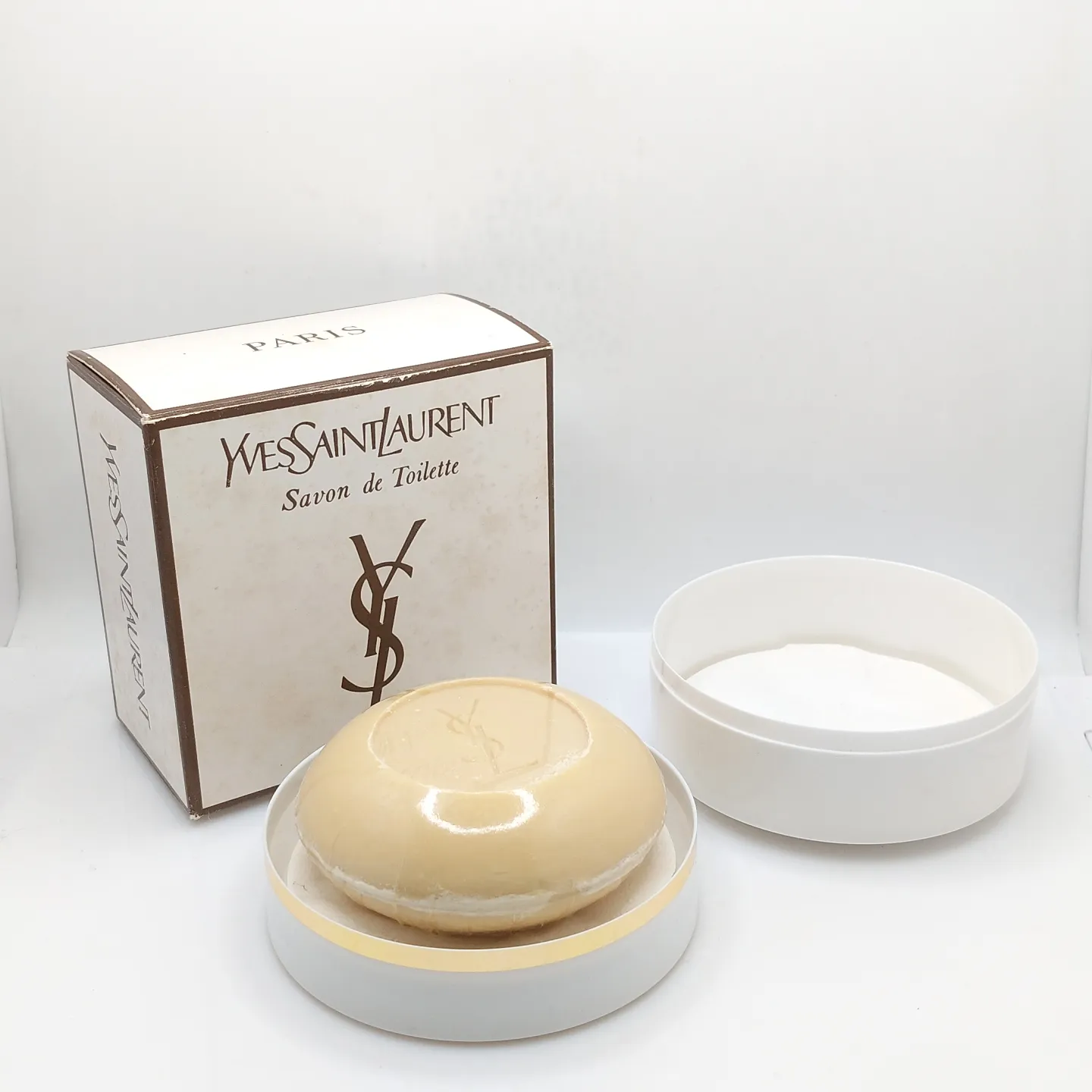 Y  Yves Saint Laurent  Savon  Мыло  105 гр  Франция  1990-е  Винтаж  СЛЮДА